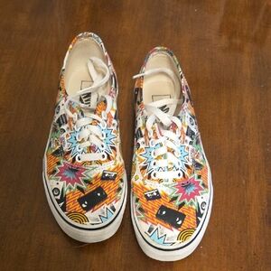 Vans Multicolor Graphic Canvas Sneakers - White Base